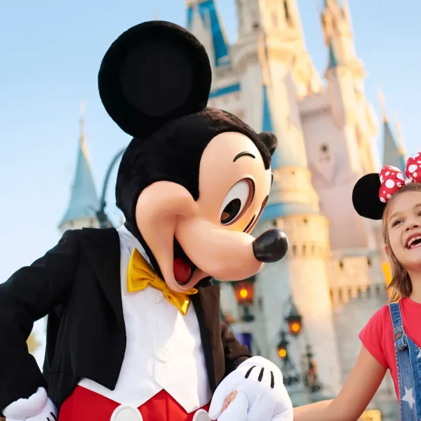 Paris Rüyası ile Disneyland Büyüsü Turu (CDG-CDG)  