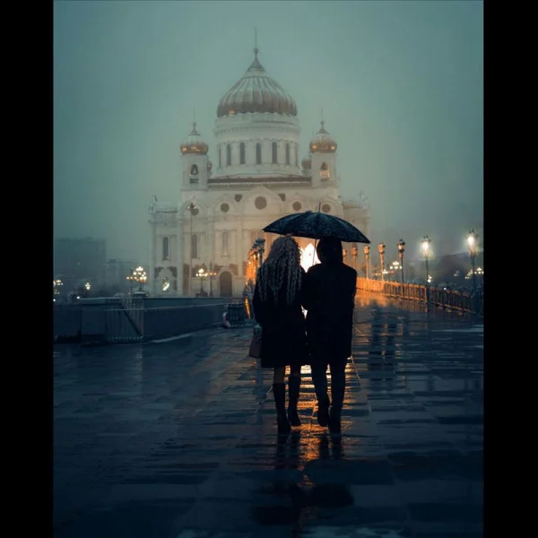 Kral & Kraliçe : Moskova & St.Petersburg (LED-VKO) 